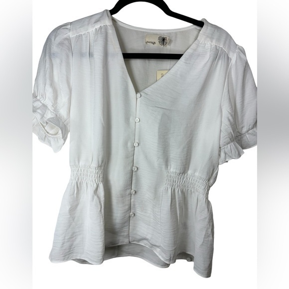 Everleigh off white top - Picture 1 of 8